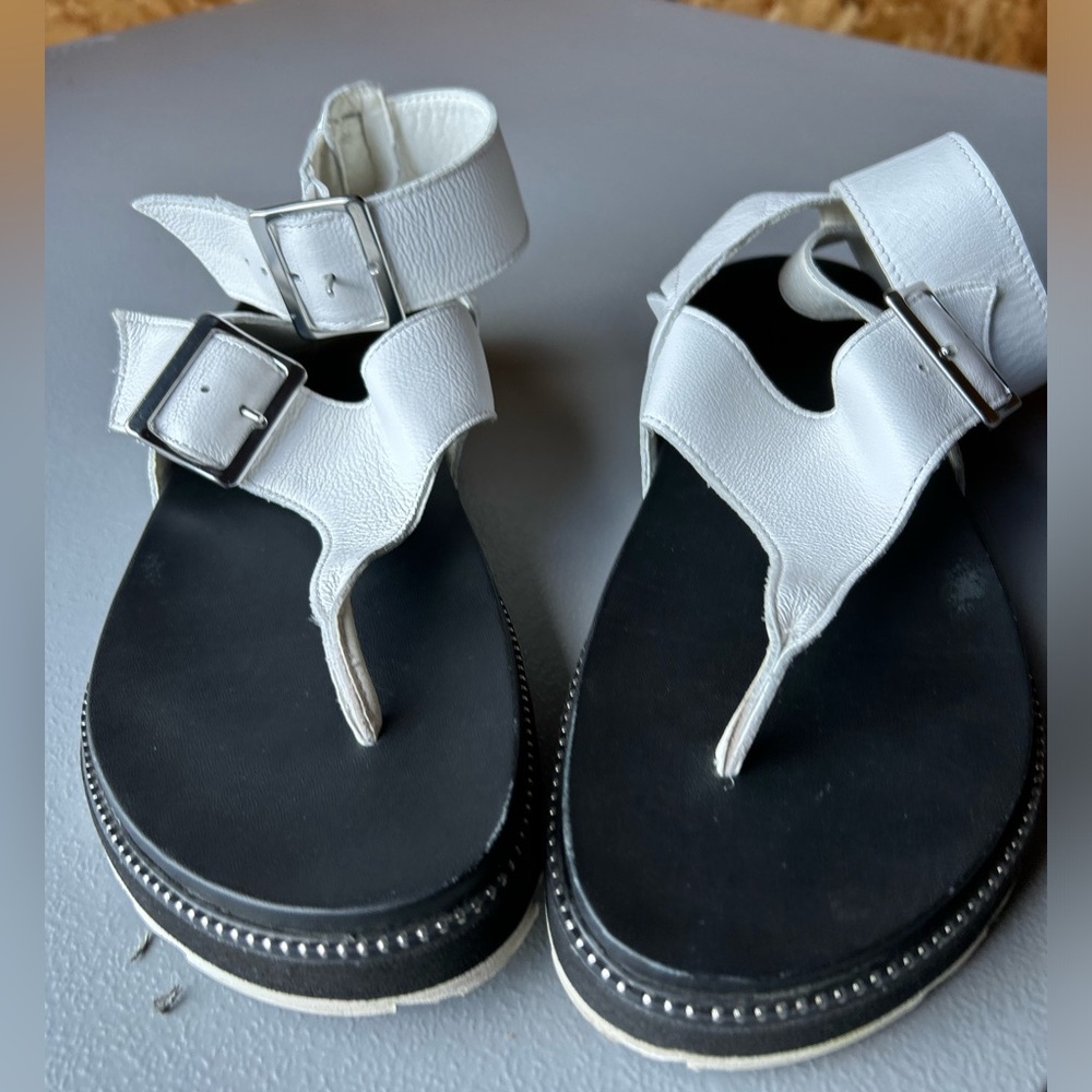 Sorel White and Black Sandals with Buckle Detail